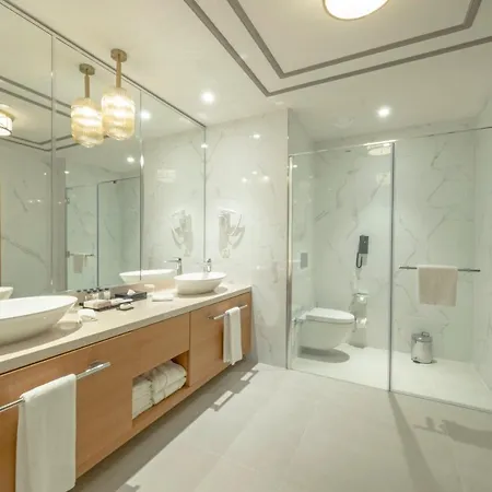 Birun Ada Hotel Burgazada