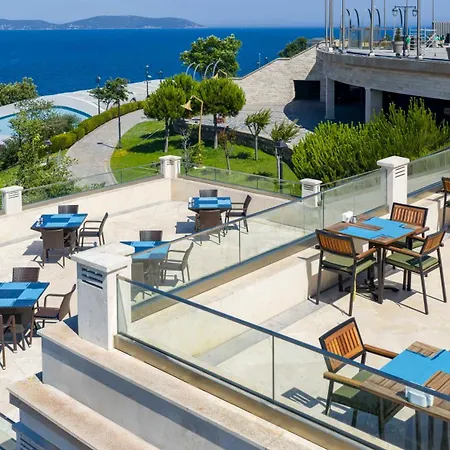 Birun Ada Hotel Burgazada